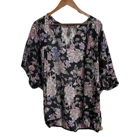 FCNY Women's Black Floral Open Front Short Sleeve Kimono Size Small - Picture 1 of 7